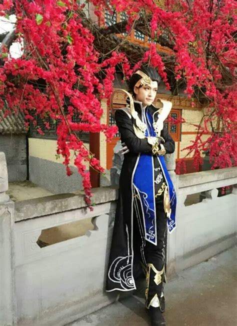 COSER小小白如何成为顶级游戏角色COSER